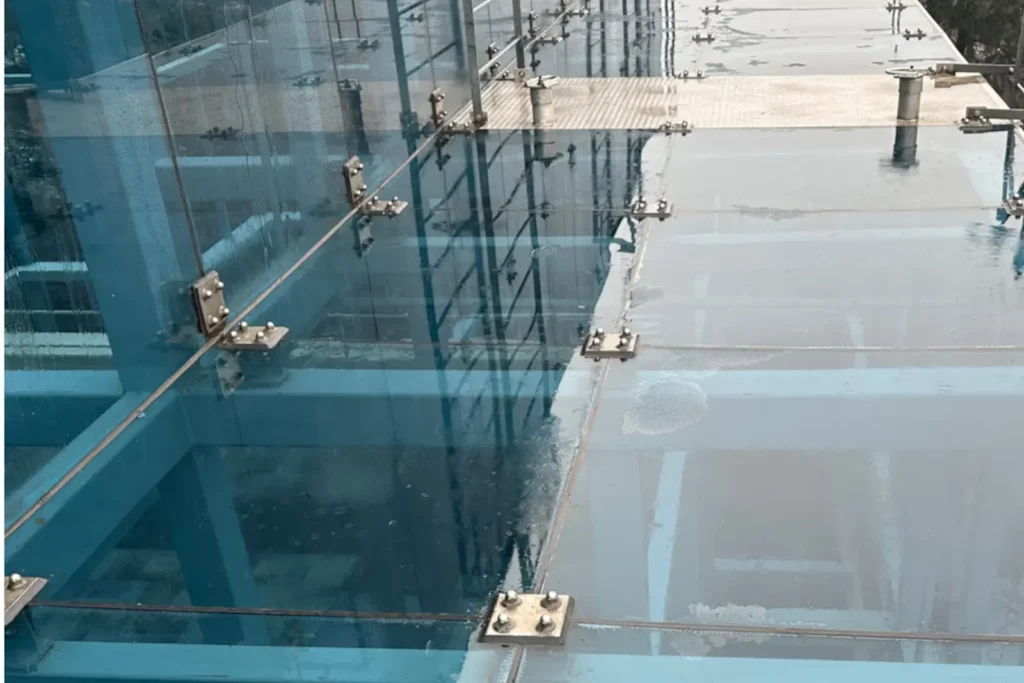 exterior-glass-cleaning-after